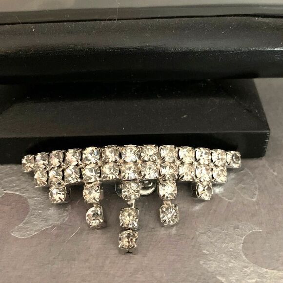 Vintage Rhinestone Collar brooch, in Silver tone, Unmarked - Picture 1 of 4